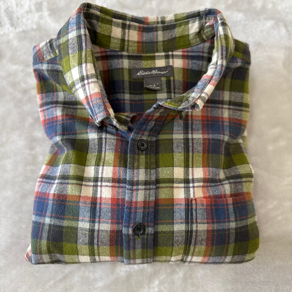 Eddie Bauer Green and Blue Plaid Casual Button Down Shirt